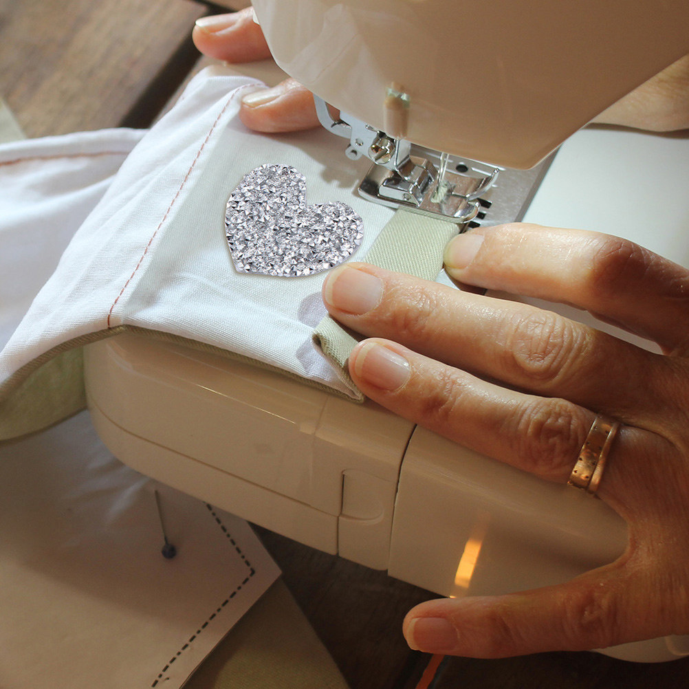 10 Stück herzförmige Stickpatc – Sewing Recycle Bewertung und Preis